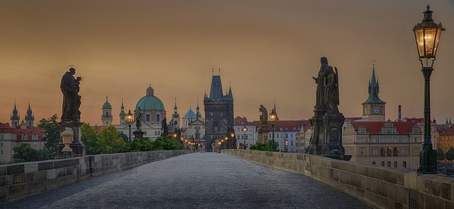 večerní Praha